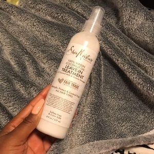 SheaMoisture 100% Virgin Coconut Oil Leave In